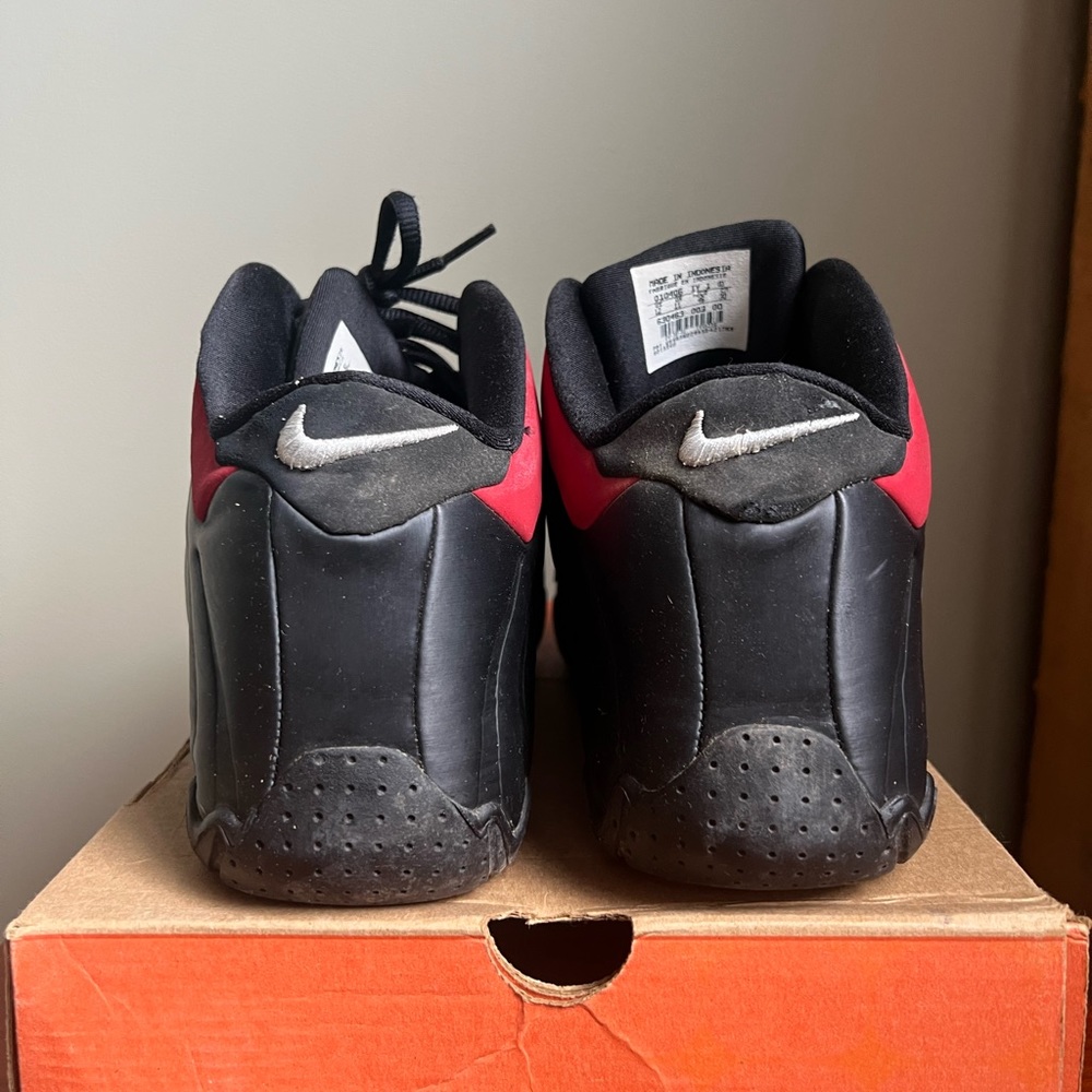 Nike Air Solo Flight - Picture 2 of 5